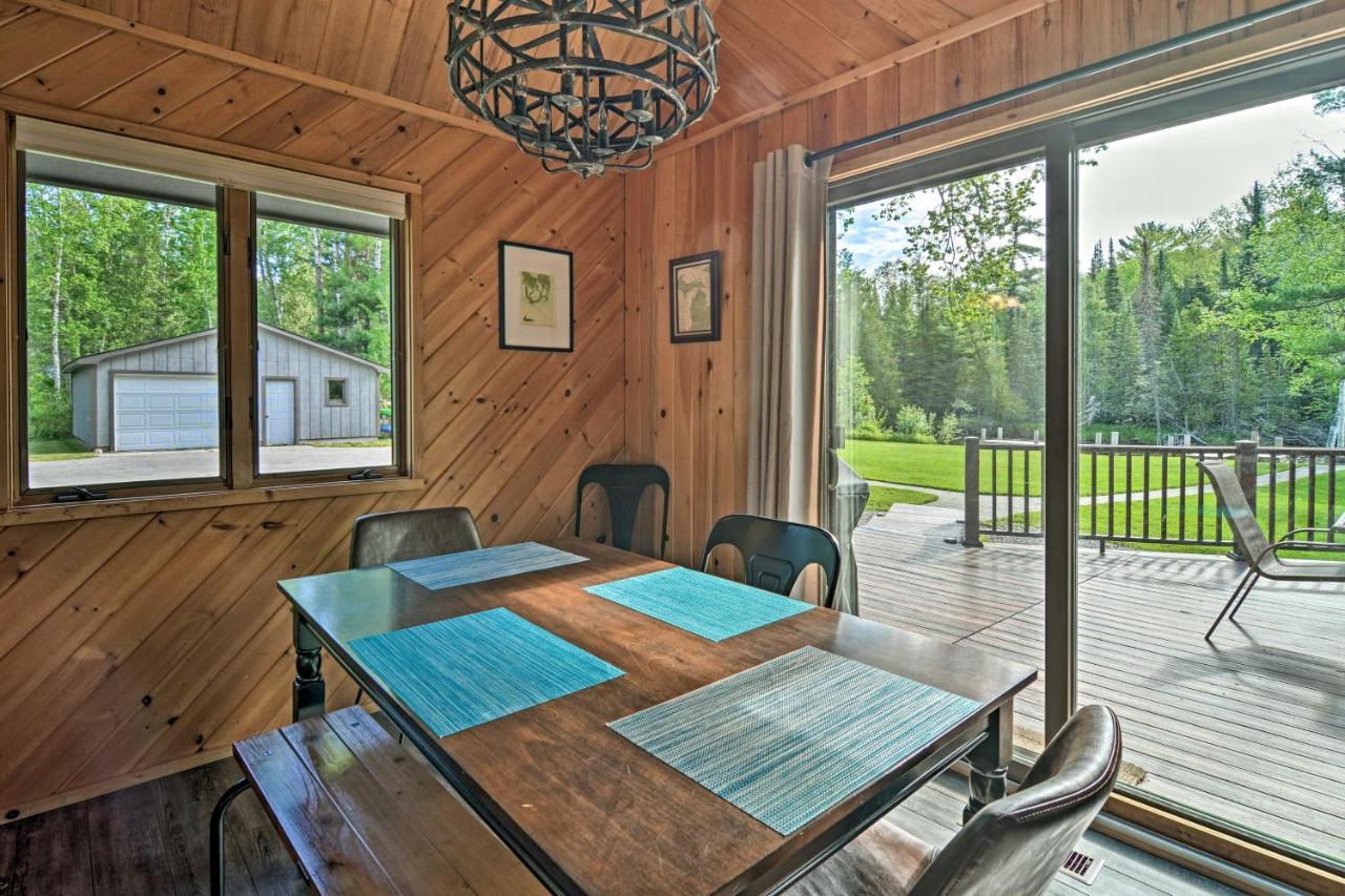 Riverfront Traverse City Cabin Fish, Kayak And Tube Kültér fotó